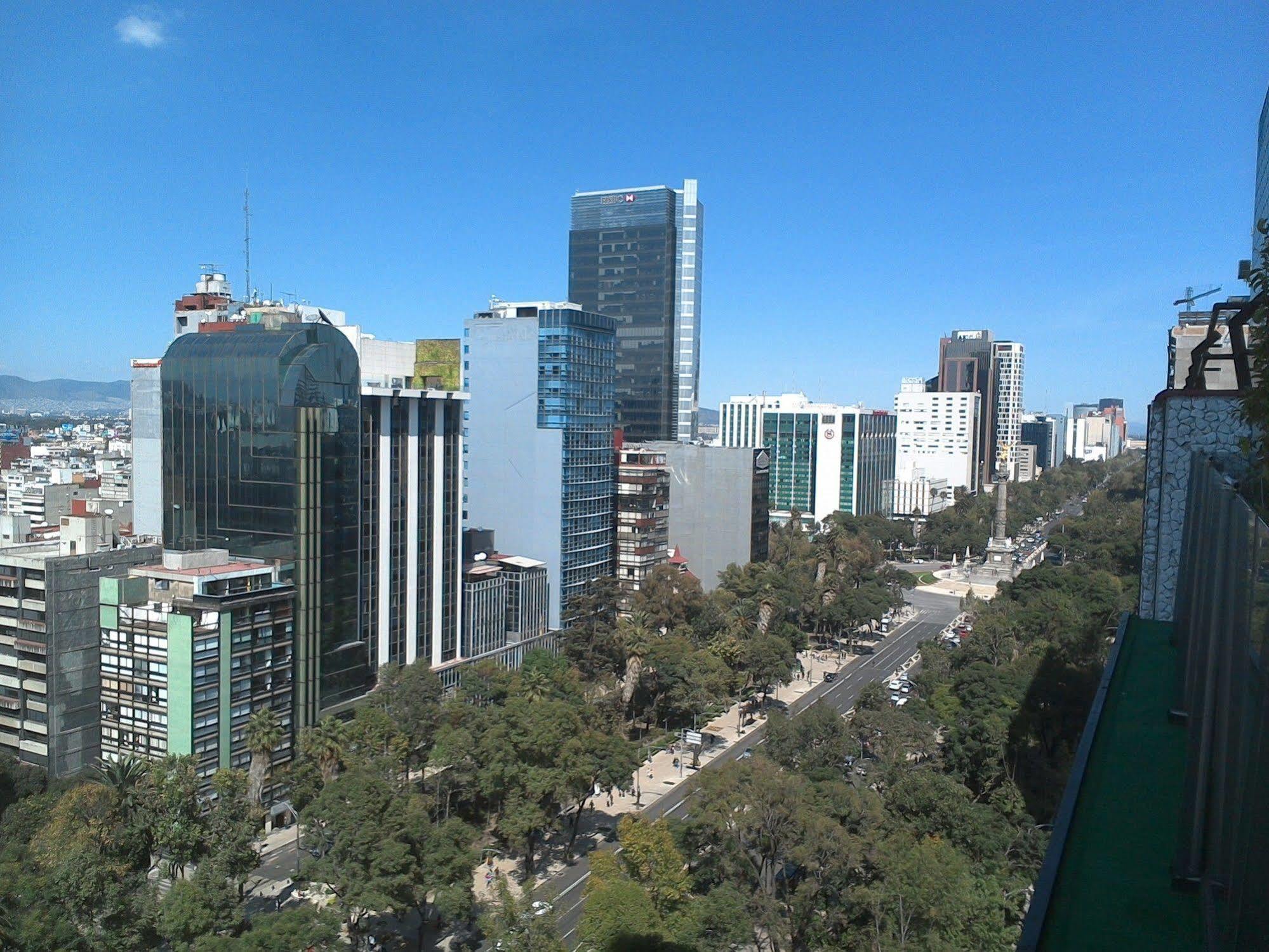 Capri Reforma 410 Aparthotel Mexico City Exterior photo
